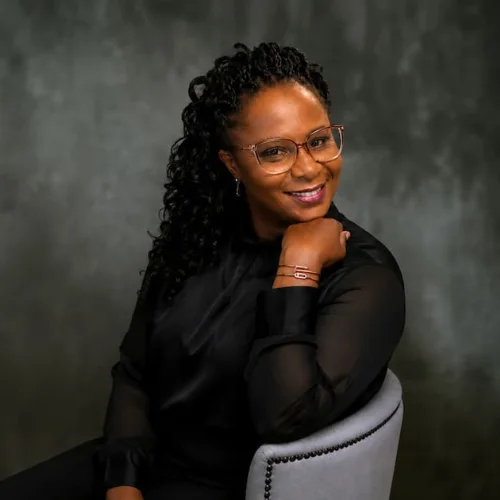 Nakia Hopkins, San Antonio notary public